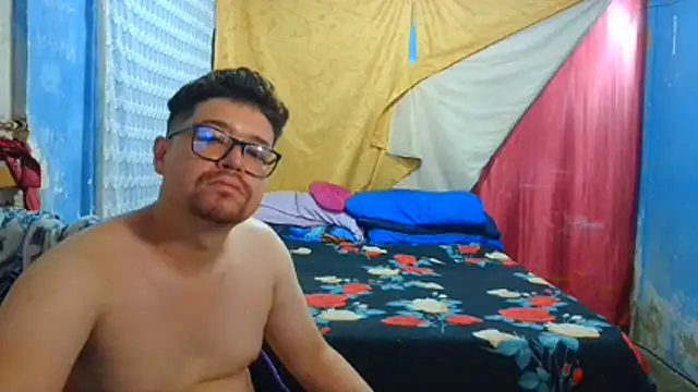 Snapshot of pecadodulce123 chatting on June 19, 10:35 pm pecadodulce123 online show from June 19, 10:35 pm