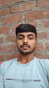 Snapshot of Suraj223kumar chatting on October 26, 1:33 am Suraj223kumar online show from October 26, 1:33 am