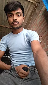 Snapshot of Suraj223kumar chatting on November 22, 4:11 am Suraj223kumar online show from November 22, 4:11 am