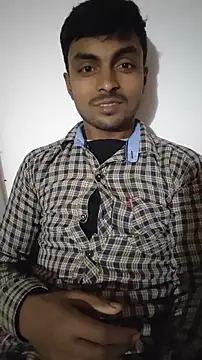 Snapshot of Suraj223kumar chatting on December 5, 3:09 pm Suraj223kumar online show from December 5, 3:09 pm