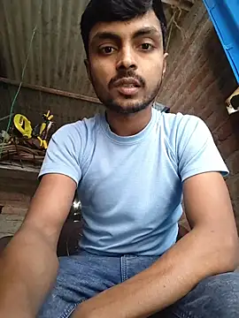 Snapshot of Suraj223kumar chatting on December 18, 4:51 am Suraj223kumar online show from December 18, 4:51 am