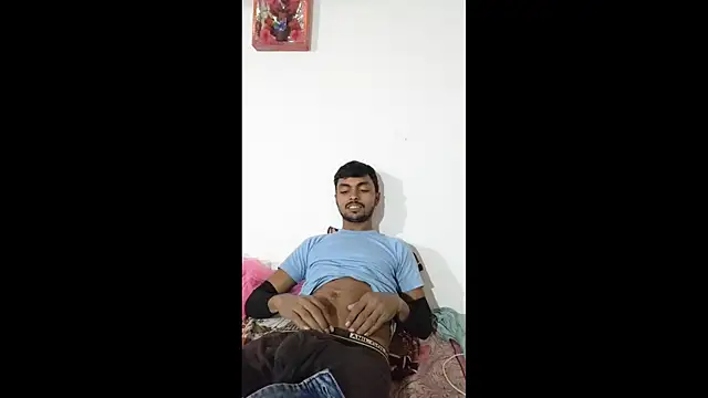 Snapshot of Suraj223kumar chatting on December 21, 4:14 pm Suraj223kumar online show from December 21, 4:14 pm