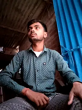 Snapshot of Suraj223kumar chatting on March 8, 1:14 am Suraj223kumar online show from March 8, 1:14 am