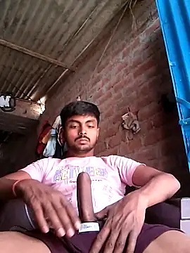 Snapshot of Suraj223kumar chatting on March 8, 7:01 am Suraj223kumar online show from March 8, 7:01 am