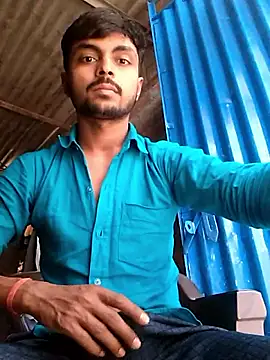 Snapshot of Suraj223kumar chatting on March 11, 6:52 am Suraj223kumar online show from March 11, 6:52 am