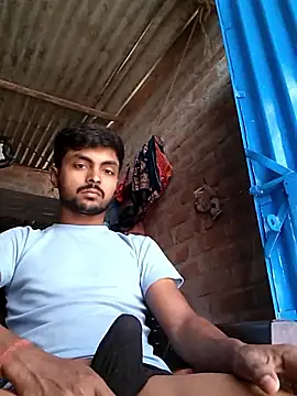 Snapshot of Suraj223kumar chatting on March 16, 7:12 am Suraj223kumar online show from March 16, 7:12 am