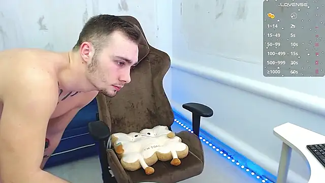 eesprit online show from February 5, 6:04 pm