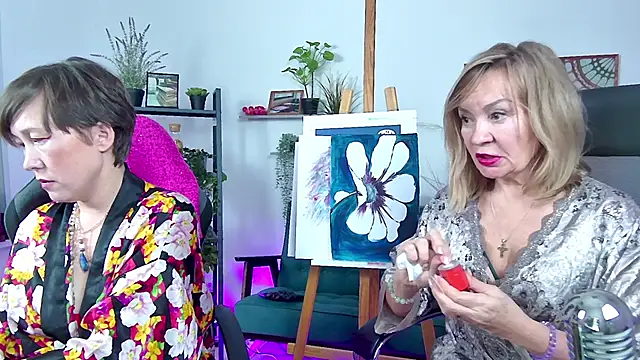 Snapshot of RosalindaFortuna chatting on January 24, 11:15 am RosalindaFortuna online show from January 24, 11:15 am