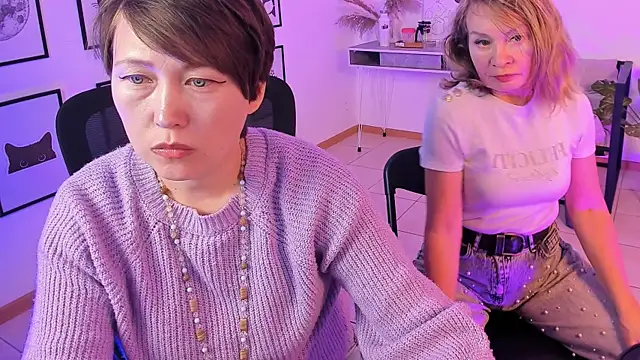 Snapshot of RosalindaFortuna chatting on February 11, 10:59 am RosalindaFortuna online show from February 11, 10:59 am