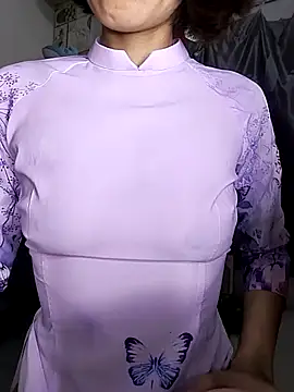 Lucy limon online show from April 13, 10:32 am