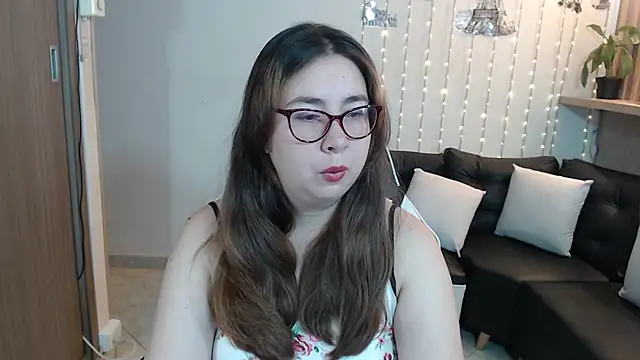 chloe prg online show from February 19, 12:44 pm