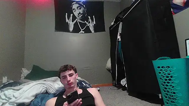 Snapshot of cw1ss chatting on October 9, 4:27 pm cw1ss online show from October 9, 4:27 pm