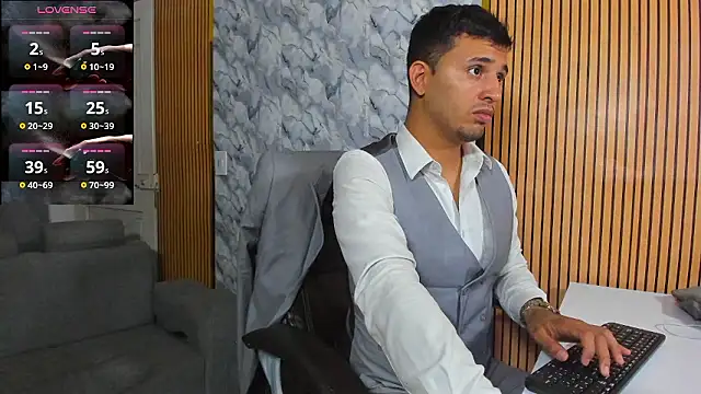 Hideintheoffice online show from January 17, 3:22 am