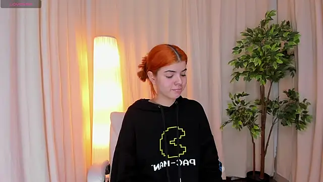 Snapshot of Maddy_bennet chatting on February 26, 7:31 am Maddy bennet online show from February 26, 7:31 am