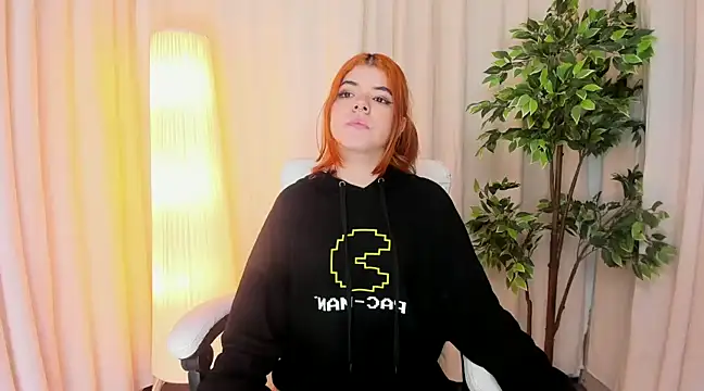 Snapshot of Maddy_bennet chatting on February 28, 9:58 am Maddy bennet online show from February 28, 9:58 am