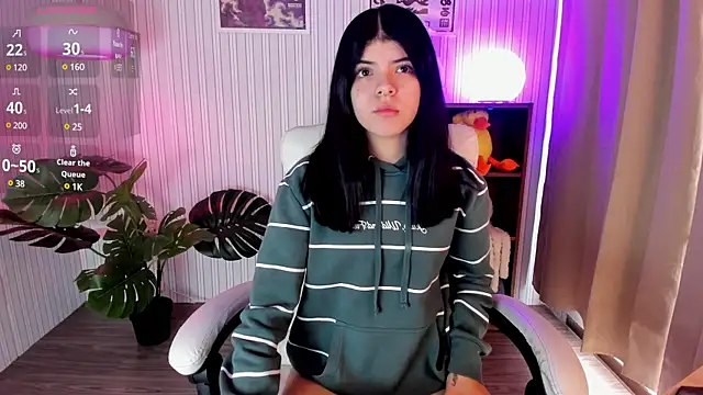 Snapshot of Maddy_bennet chatting on March 13, 6:01 pm Maddy bennet online show from March 13, 6:01 pm