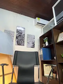 Snapshot of Samir_bear chatting on April 25, 1:03 pm Samir bear online show from April 25, 1:03 pm