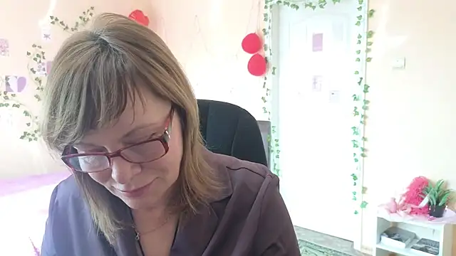 Snapshot of Miss_Moren chatting on March 30, 6:36 am Miss Moren online show from March 30, 6:36 am