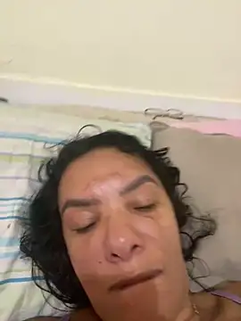 Snapshot of briannaa557 chatting on January 23, 9:50 am briannaa557 online show from January 23, 9:50 am