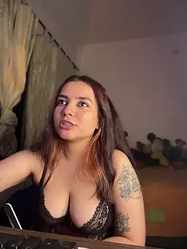 Snapshot of Ema_kraus chatting on May 27, 1:57 am Ema kraus online show from May 27, 1:57 am