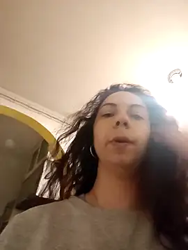 Snapshot of naughty69curls chatting on February 16, 6:26 pm naughty69curls online show from February 16, 6:26 pm