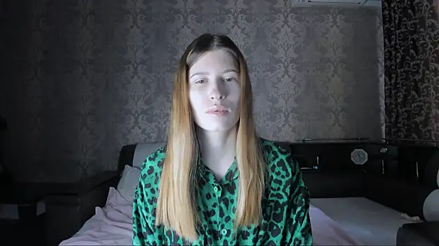 Snapshot of Agnes_Allenn chatting on October 8, 9:40 am Agnes Allenn online show from October 8, 9:40 am