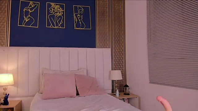  dakota a online show from March 12, 1:03 am