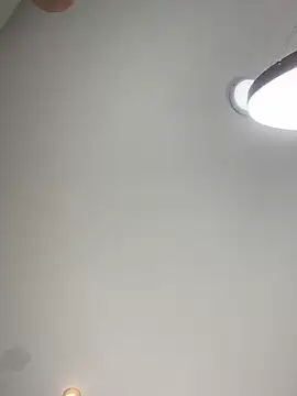 AinaraJimenez online show from April 2, 6:05 pm