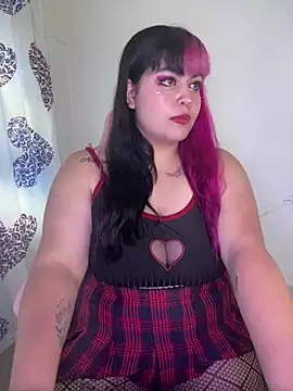 Snapshot of Pinky-Flower chatting on February 11, 9:56 pm Pinky-Flower online show from February 11, 9:56 pm