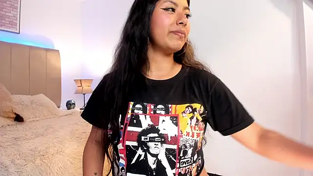 Snapshot of Katta_ossa chatting on February 6, 11:26 pm Katta ossa online show from February 6, 11:26 pm