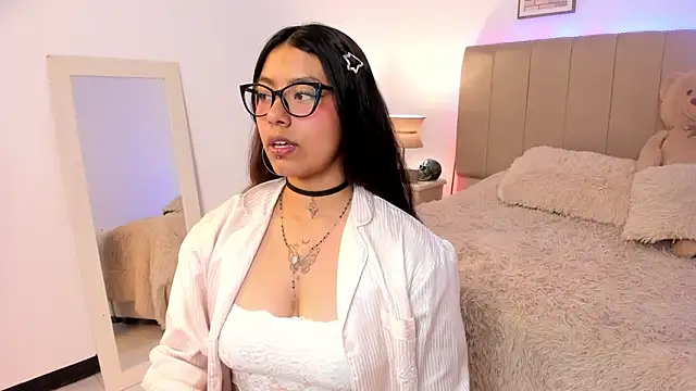 Snapshot of Katta_ossa chatting on March 8, 8:14 pm Katta ossa online show from March 8, 8:14 pm