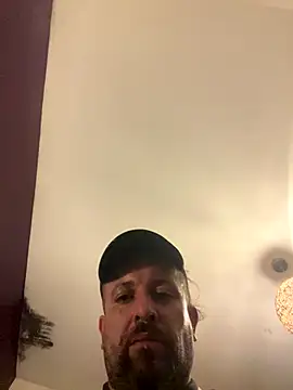 Snapshot of Pichonbendo chatting on November 21, 11:25 pm Pichonbendo online show from November 21, 11:25 pm