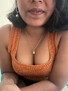 priyadevi17 online show from September 26, 9:02 am