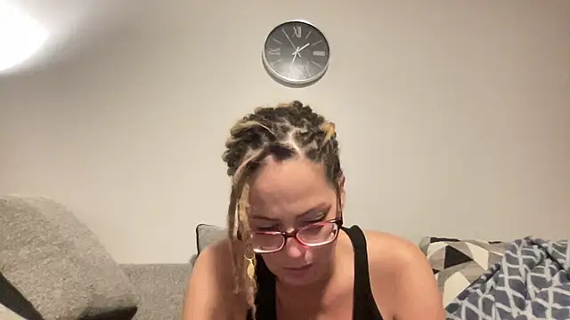 skarfos1babe69 online show from December 29, 6:24 am