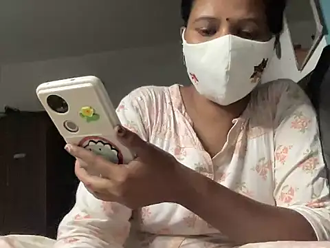 Snapshot of Tamil_Sanjana_ chatting on April 6, 6:20 pm Tamil Sanjana online show from April 6, 6:20 pm