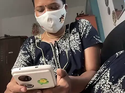 Snapshot of Tamil_Sanjana_ chatting on April 9, 3:17 am Tamil Sanjana online show from April 9, 3:17 am