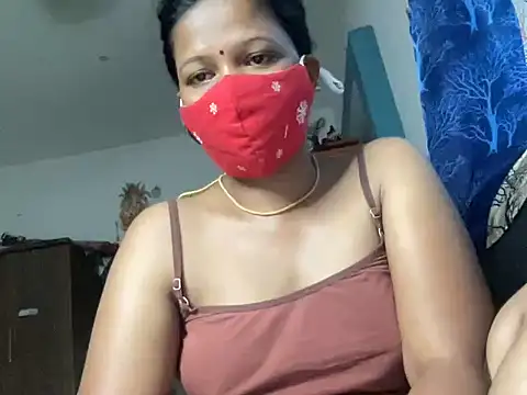 Snapshot of Tamil_Sanjana_ chatting on April 11, 12:59 am Tamil Sanjana online show from April 11, 12:59 am