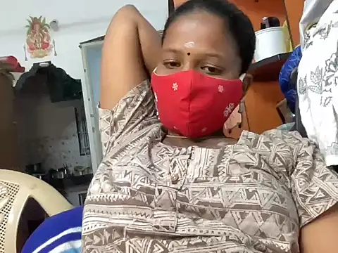 Snapshot of Tamil_Sanjana_ chatting on May 10, 5:51 pm Tamil Sanjana online show from May 10, 5:51 pm
