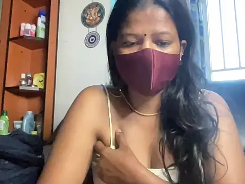 Snapshot of Tamil_Sanjana_ chatting on May 23, 1:00 am Tamil Sanjana online show from May 23, 1:00 am