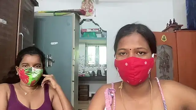 Snapshot of Tamil_Sanjana_ chatting on July 2, 4:40 am Tamil Sanjana online show from July 2, 4:40 am