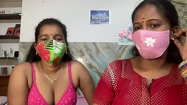 Snapshot of Tamil_Sanjana_ chatting on July 2, 4:57 pm Tamil Sanjana online show from July 2, 4:57 pm
