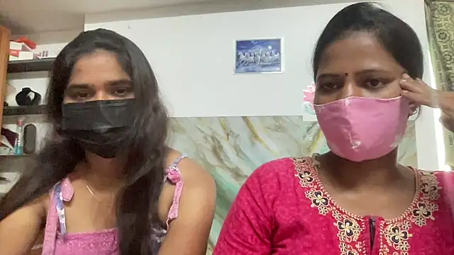 Snapshot of Tamil_Sanjana_ chatting on July 11, 7:11 am Tamil Sanjana online show from July 11, 7:11 am