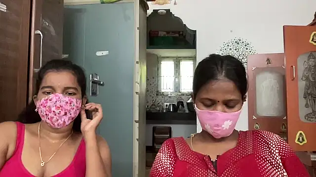 Snapshot of Tamil_Sanjana_ chatting on July 14, 7:57 am Tamil Sanjana online show from July 14, 7:57 am