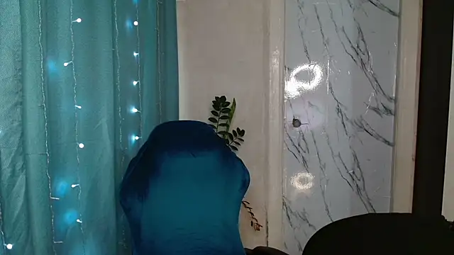 Snapshot of u_mistress_Anna chatting on January 20, 8:52 am u mistress Anna online show from January 20, 8:52 am