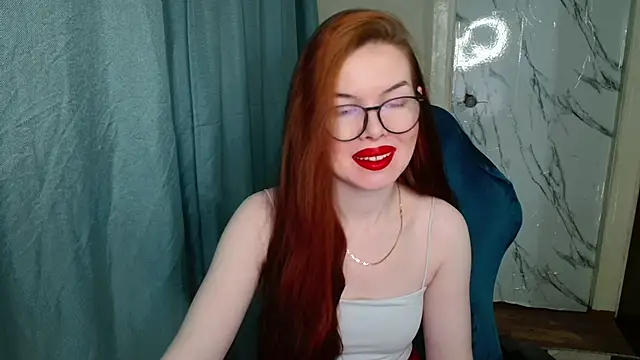 Snapshot of u_mistress_Anna chatting on February 24, 3:55 am u mistress Anna online show from February 24, 3:55 am