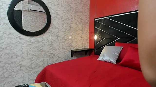 Snapshot of SEXY_HOTTIE__ chatting on January 10, 12:15 pm SEXY HOTTIE online show from January 10, 12:15 pm