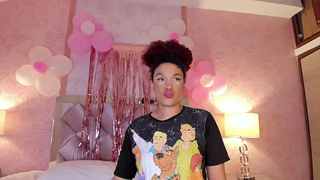 loladupont online show from May 9, 2:39 am