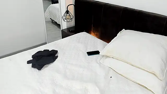 Snapshot of AbrilSonne chatting on March 19, 10:53 pm AbrilSonne online show from March 19, 10:53 pm