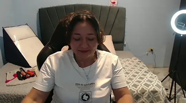 AngelRouss online show from February 5, 2:08 am