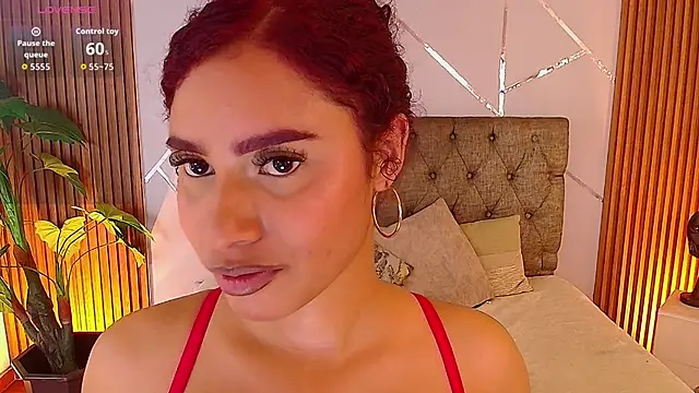 charlottee white online show from March 13, 8:26 pm